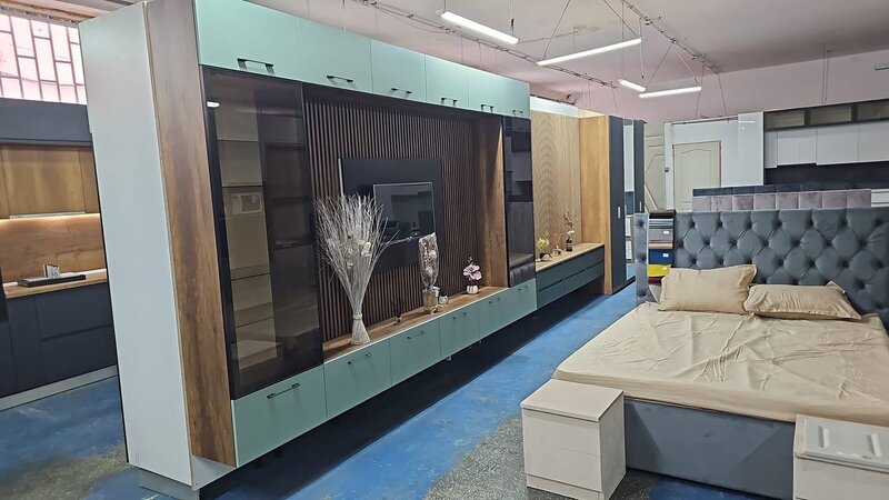 Executam mobilier la comanda,